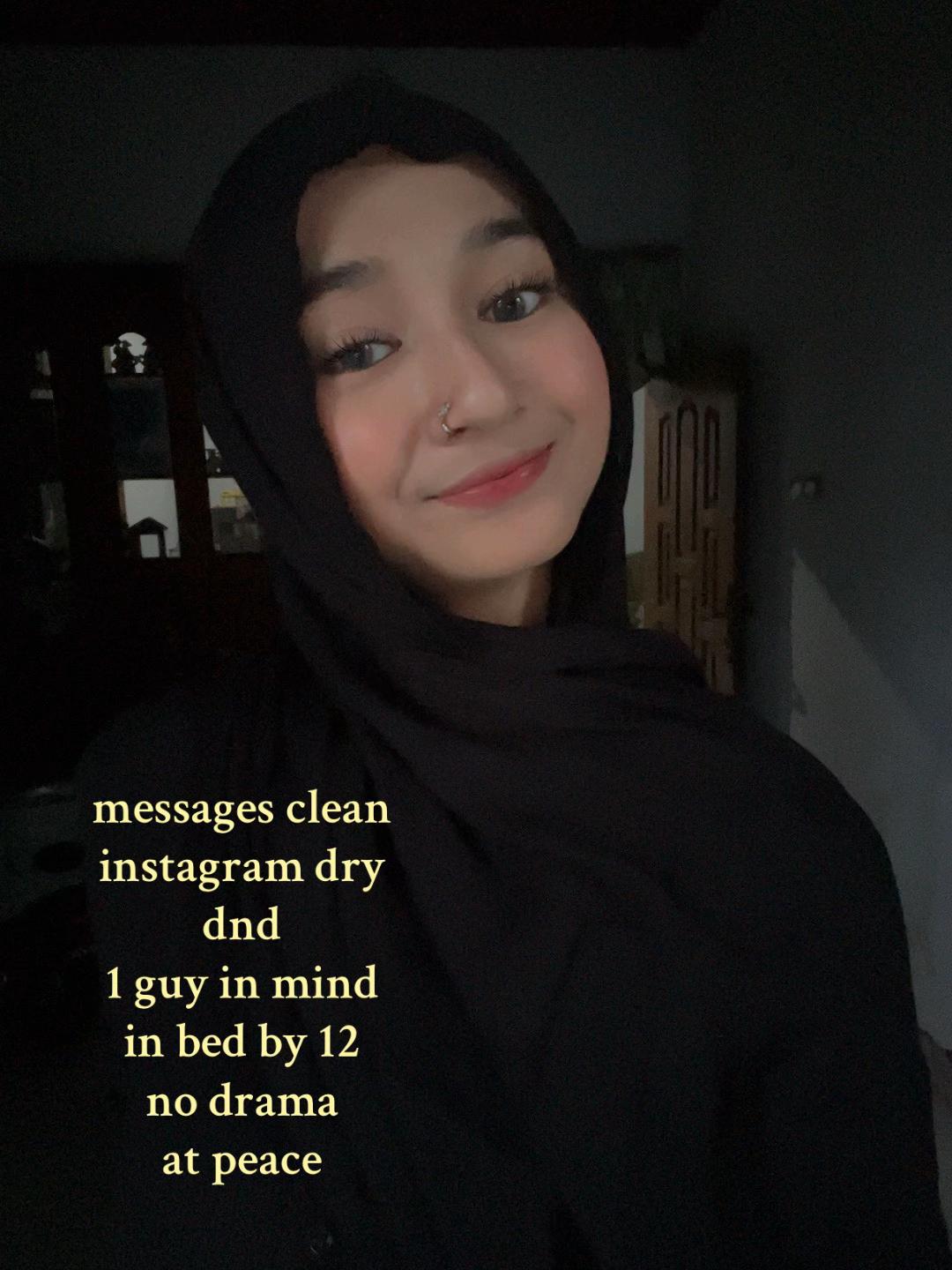 @Dellaa