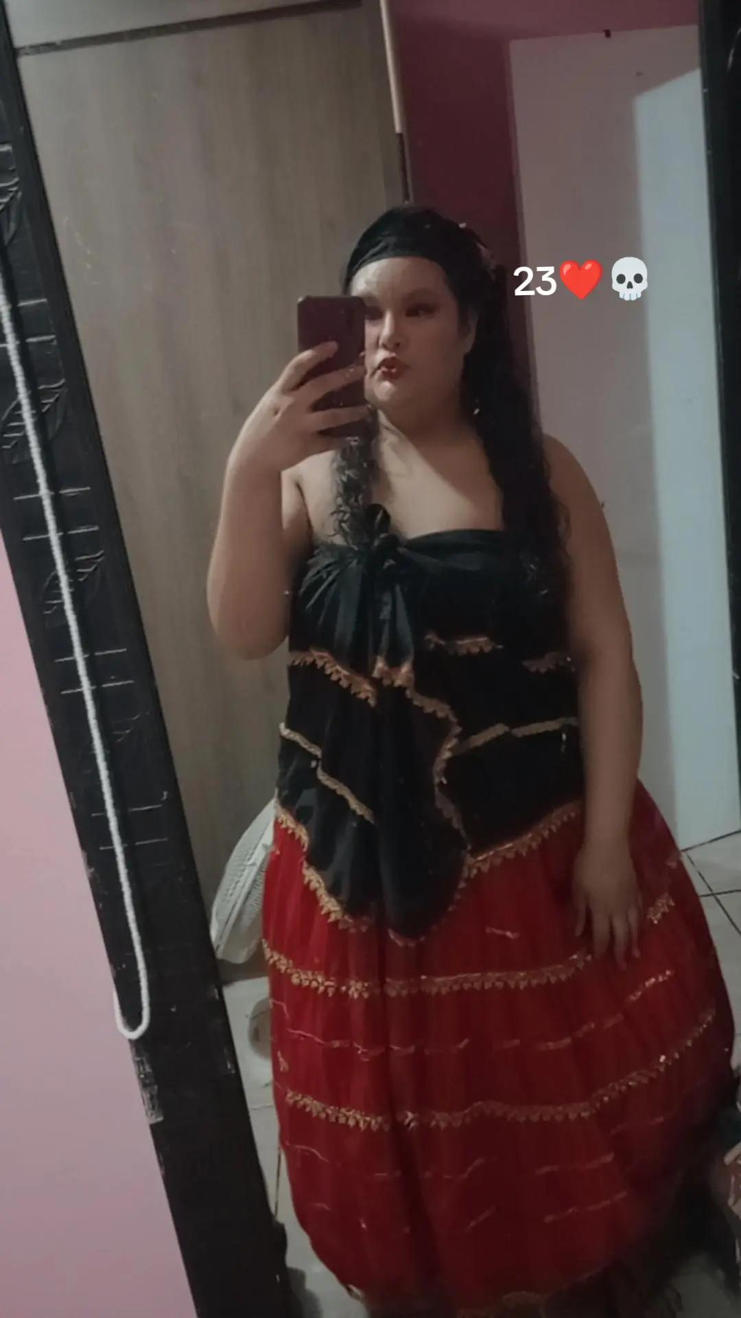 @Emily Sayuri 🦋