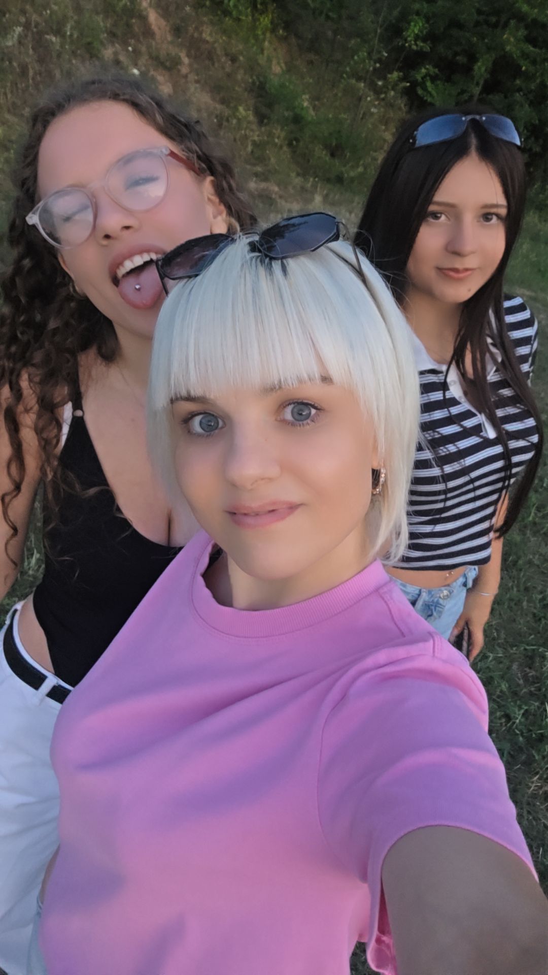 @Mia
