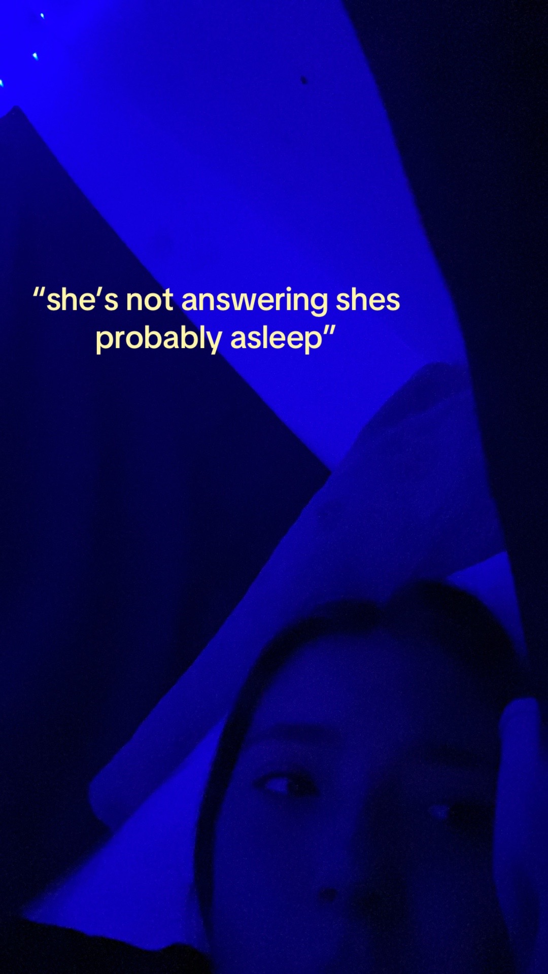 @⃟
