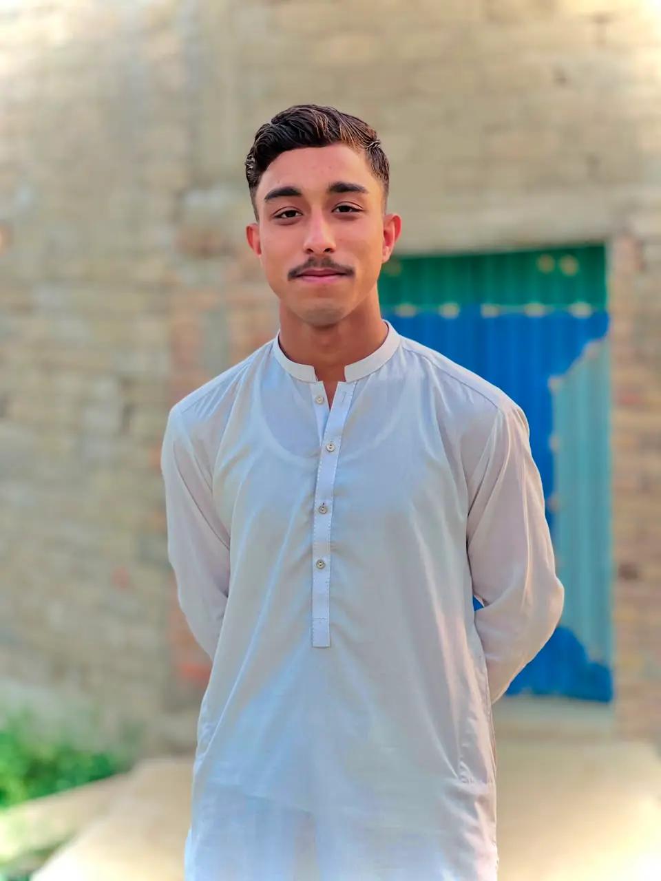 @🦅Faisal Comrade 🦅🚩