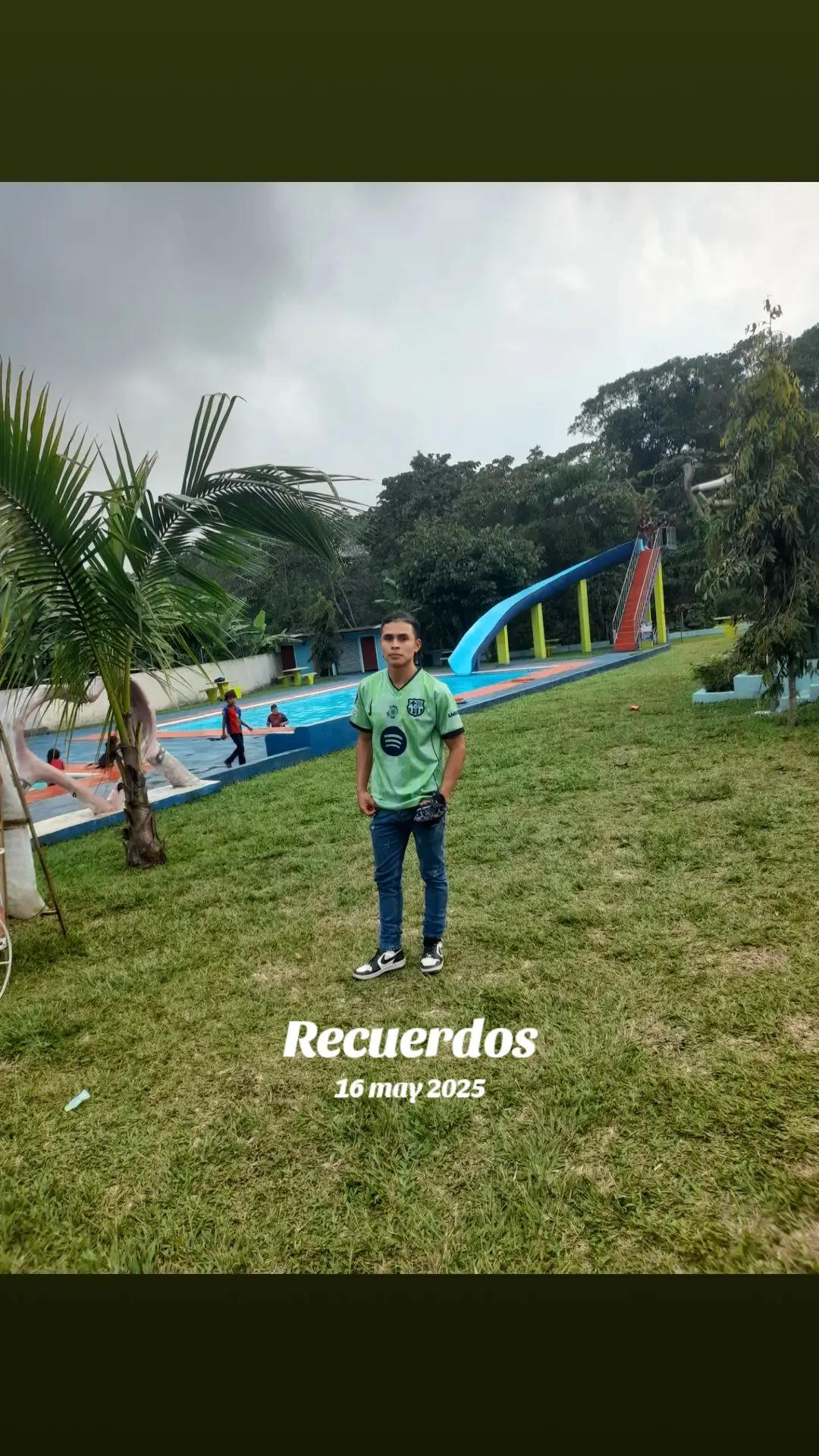 @elias macario