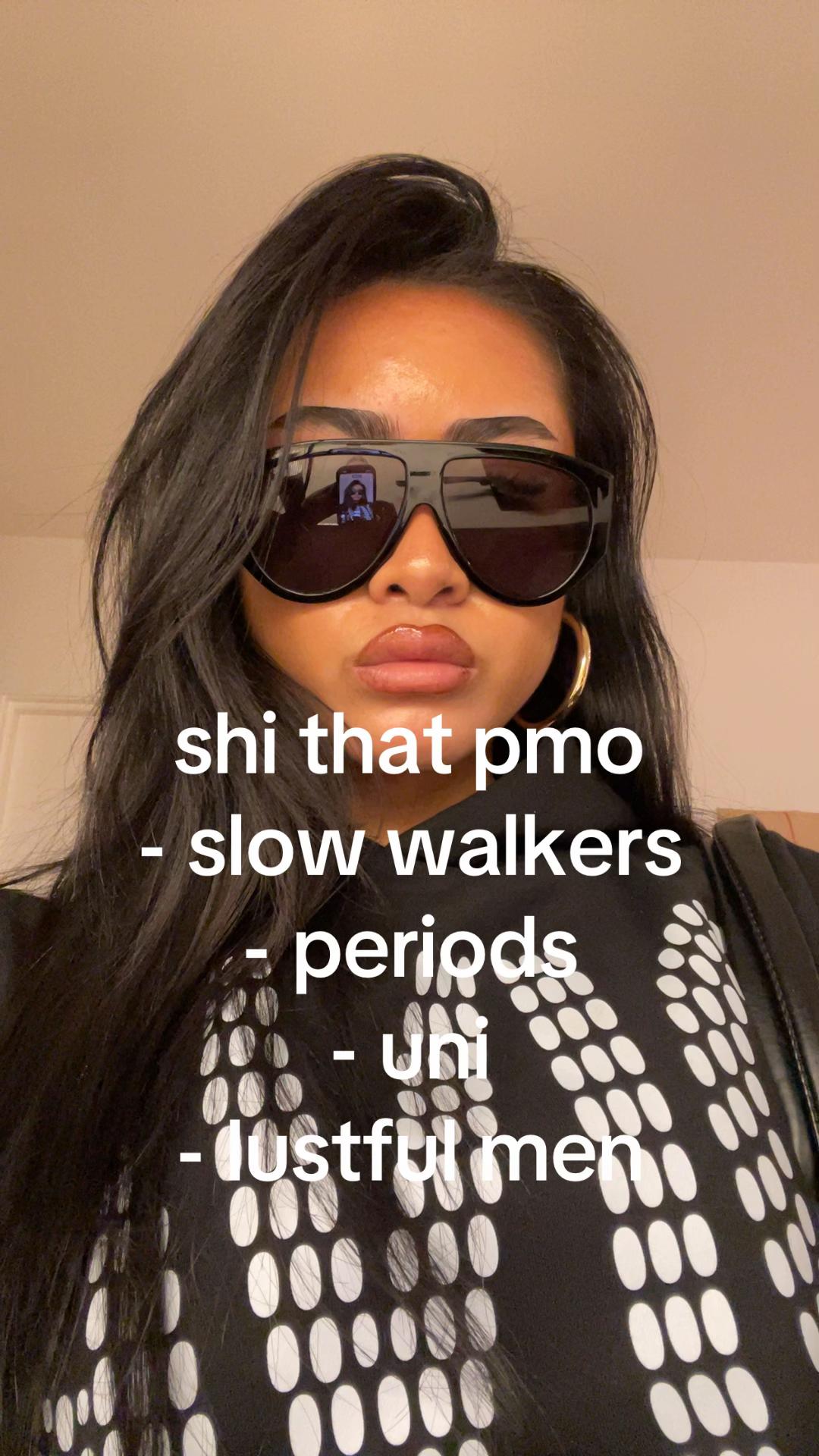 @TH💋NIA