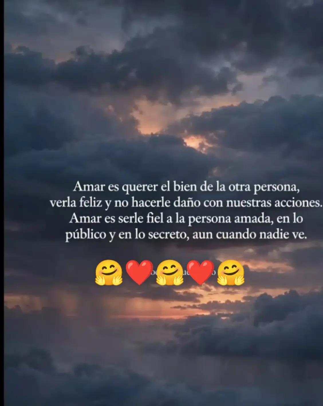 @Adriana 🌹. Te sigue