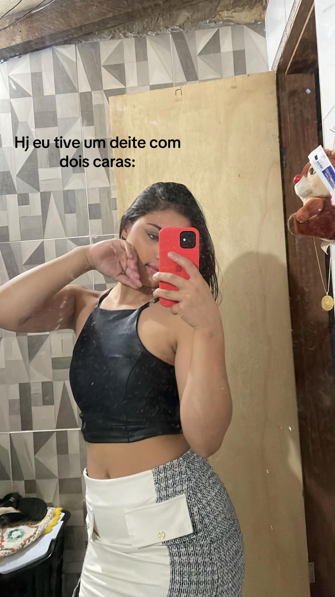 @Julia Gabrielly