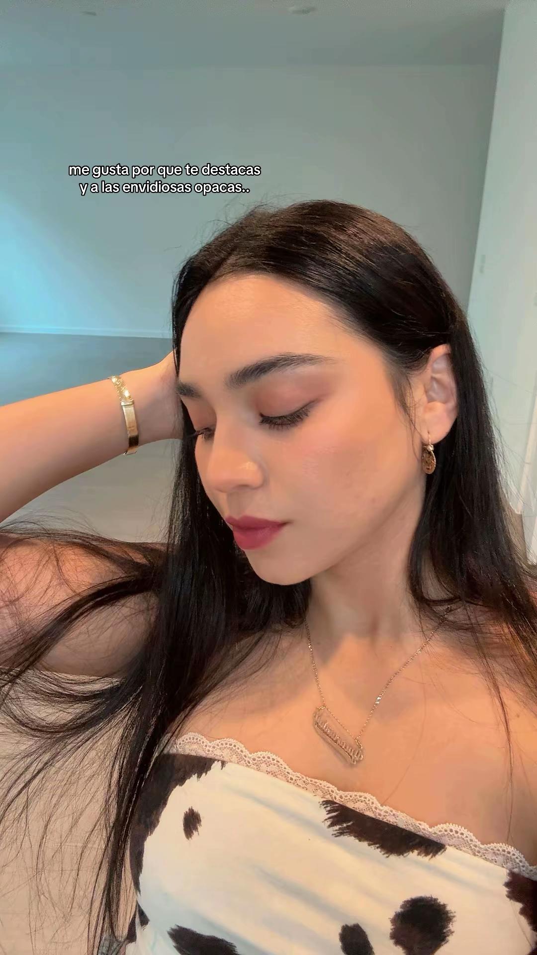 @𝒴𝒶𝒸𝒶𝑔𝓁𝑒𝓏𝓏