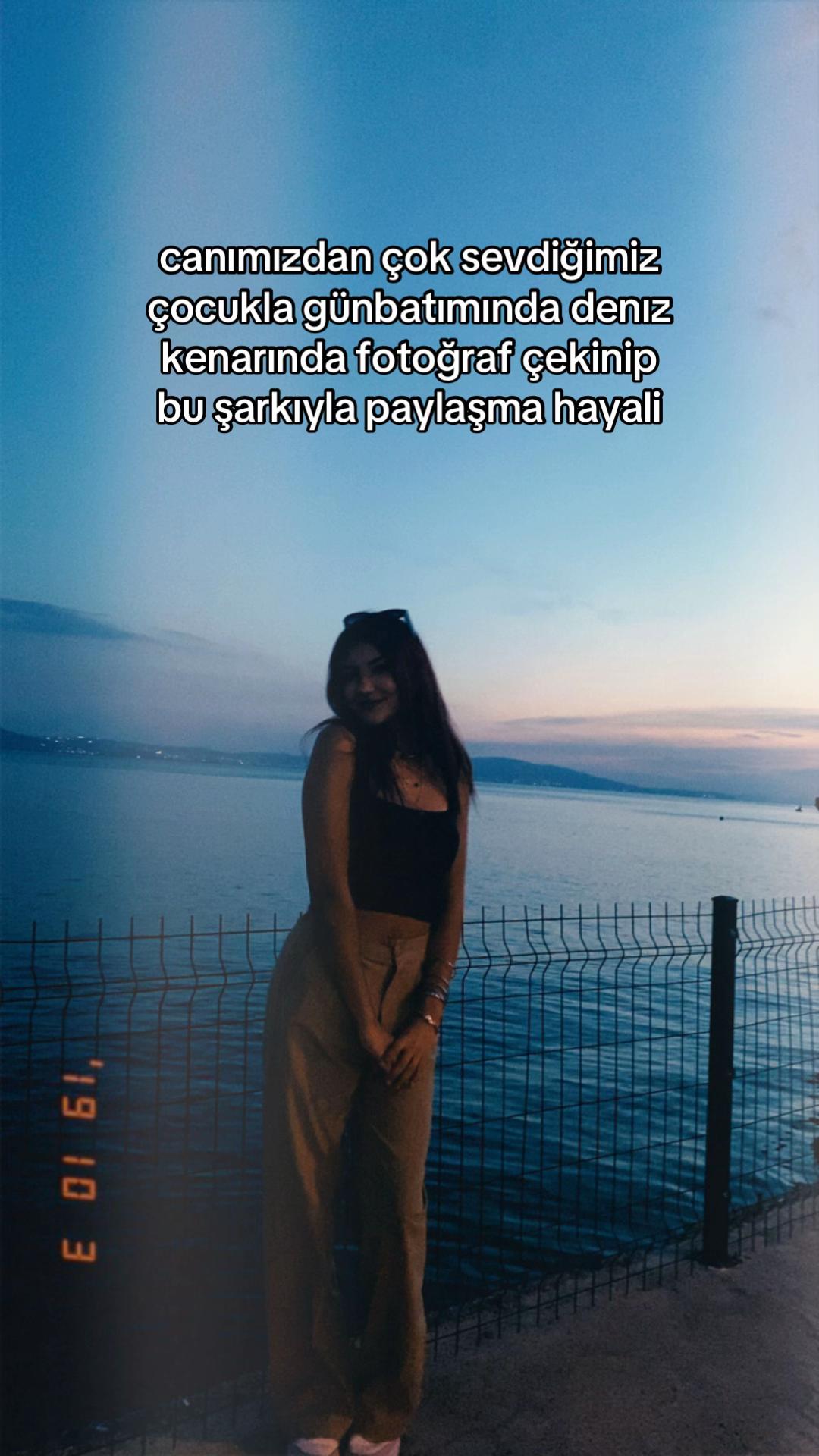 @llyakyaa