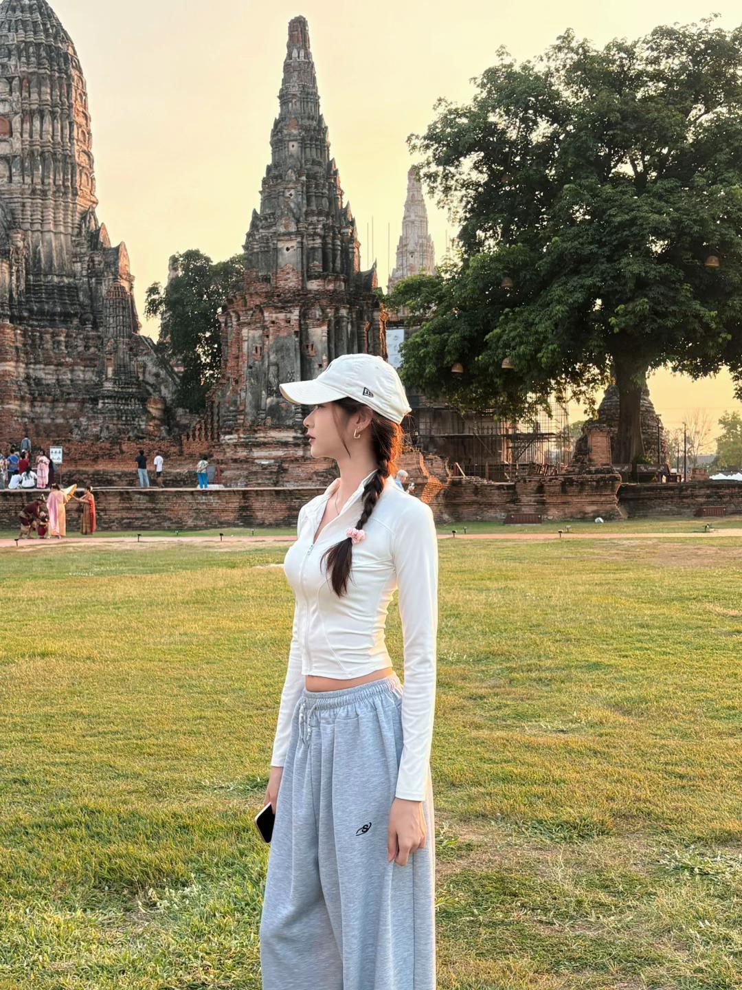 @⋆｡˚ ชาตาง ˚ ༘♡