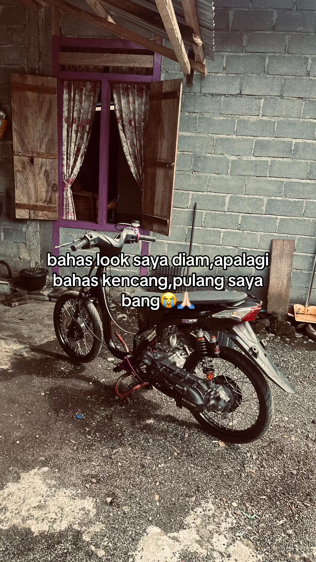 @r