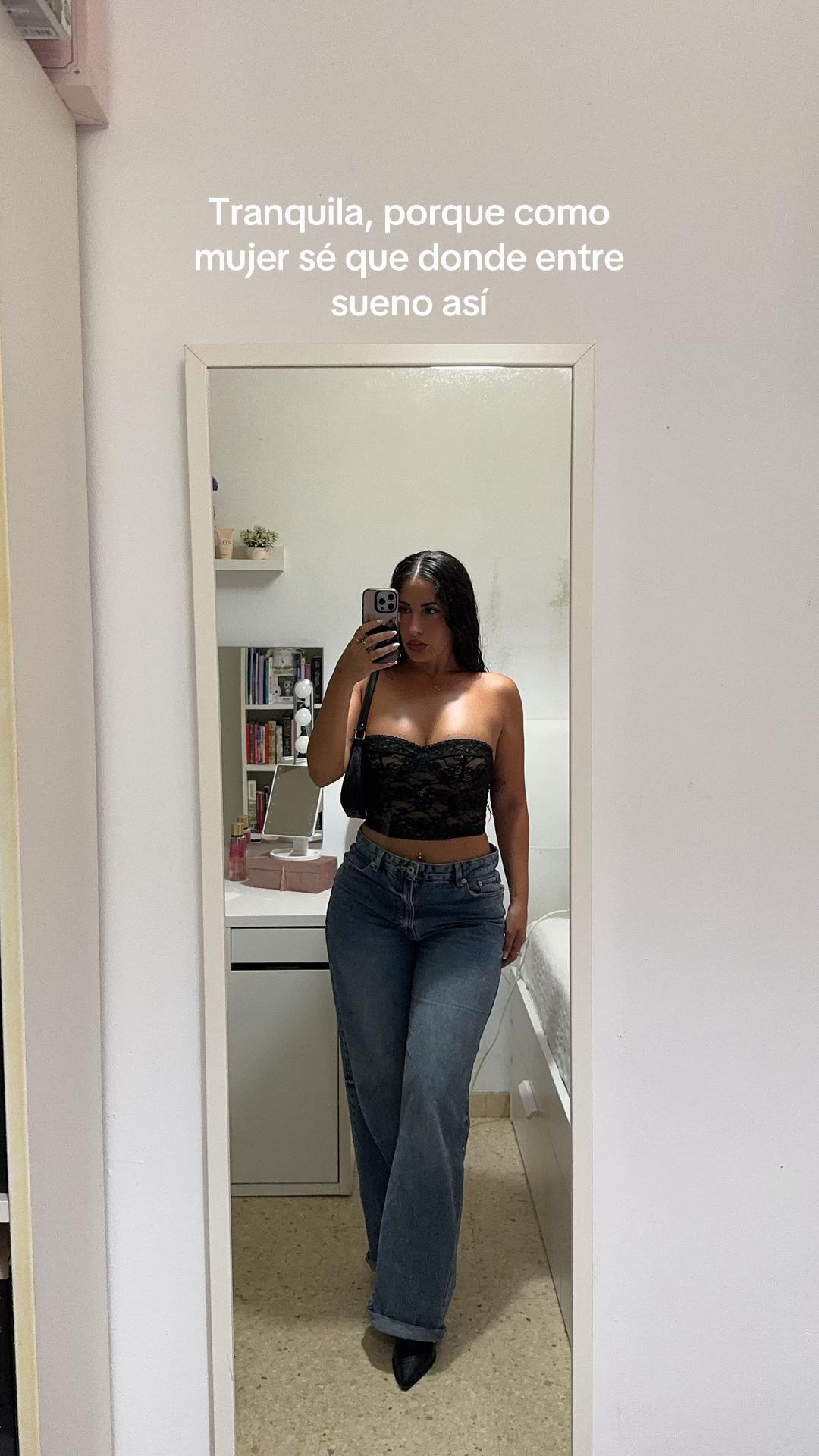 @🦋