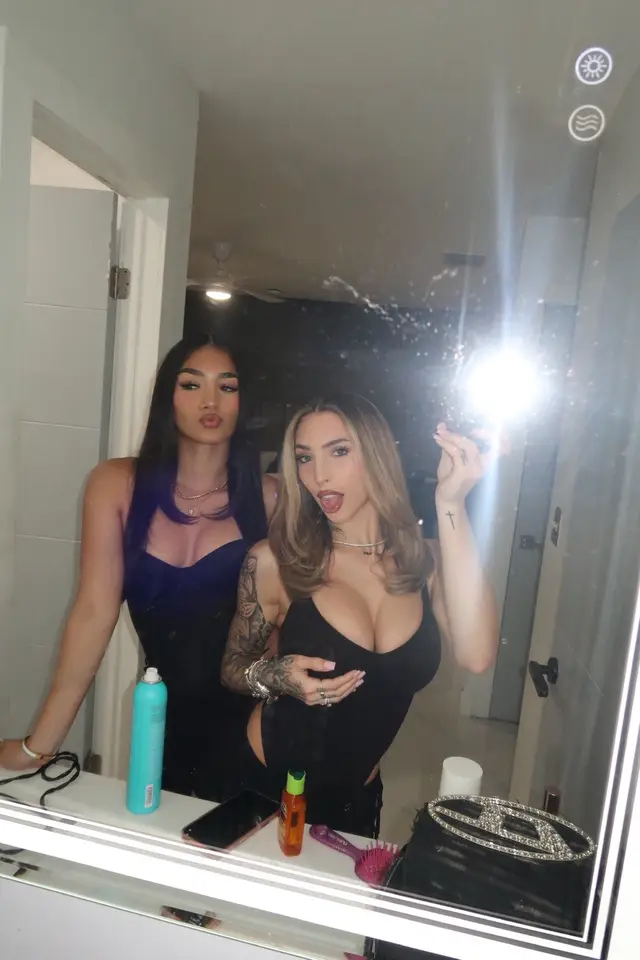 @Sunny Christina⚡️