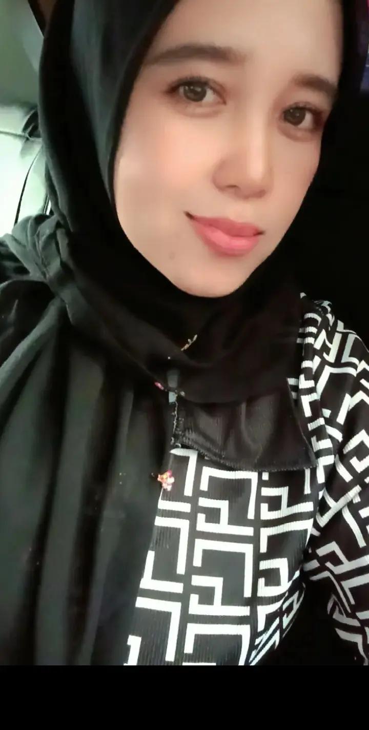 @emashakila