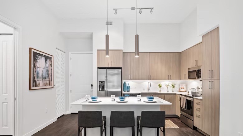 @Gvrealestate__