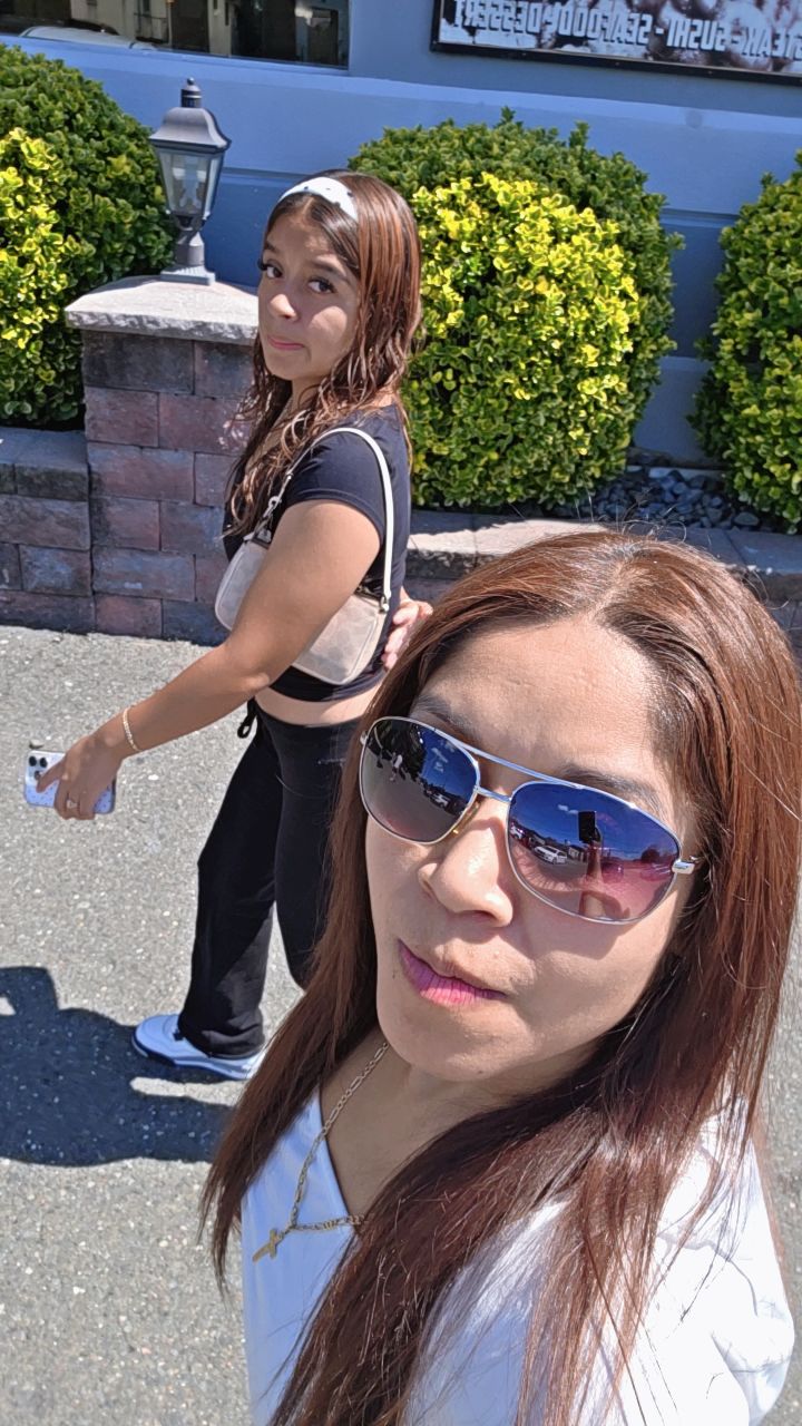 @claudiamenez18