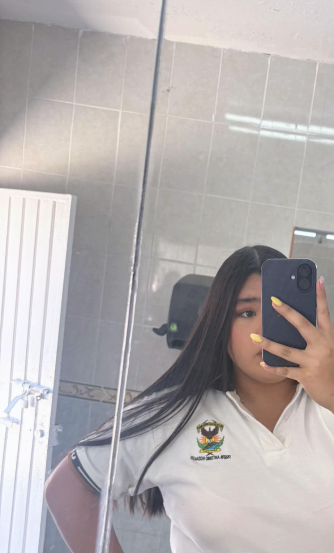 @𝓢𝓸𝓯𝓲𝓪