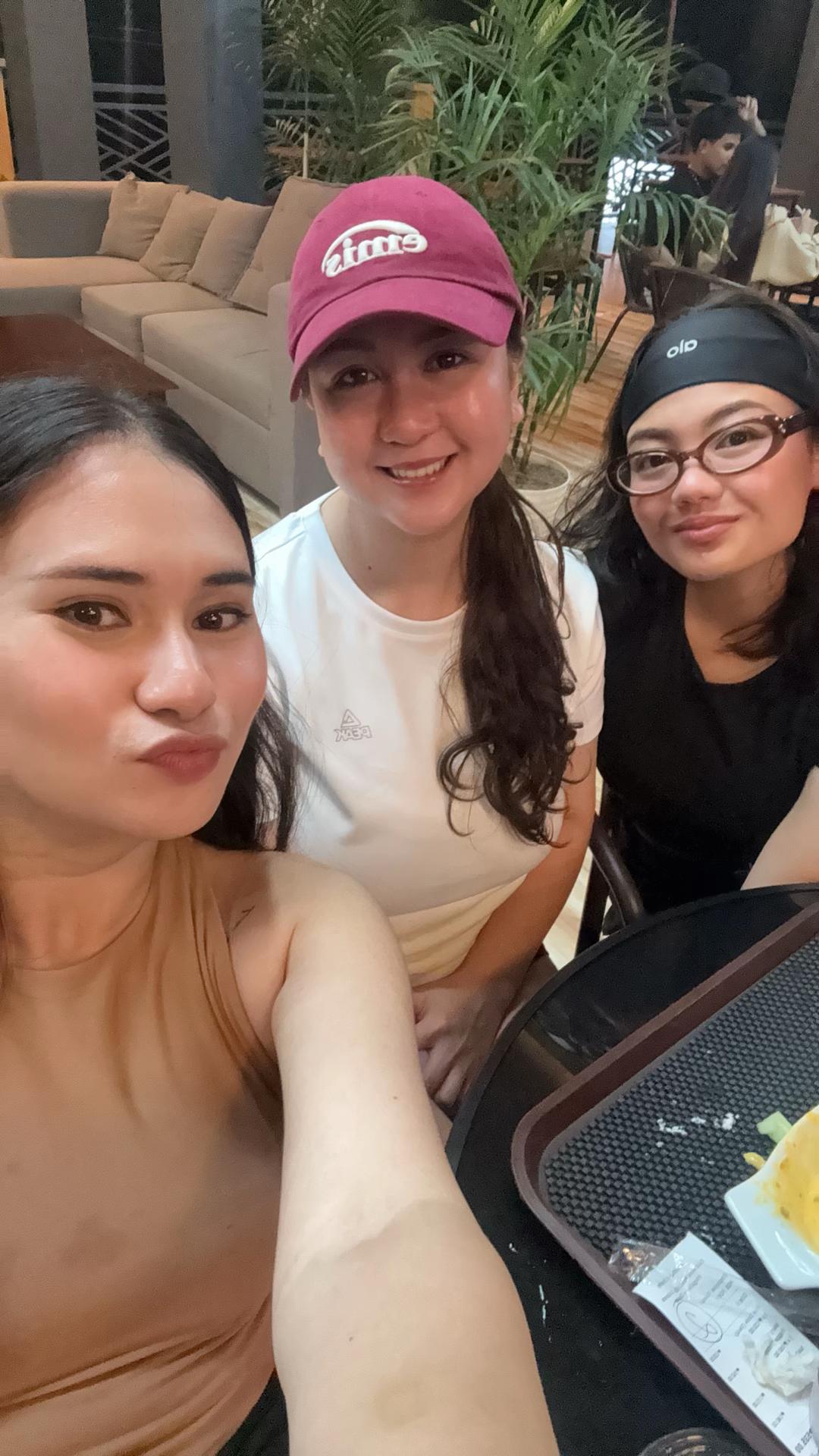 @Ashley Dame Guantia ᥫ᭡