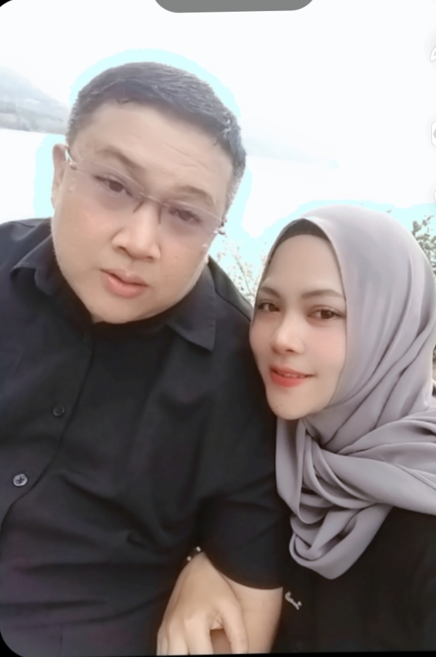 @Dewiku