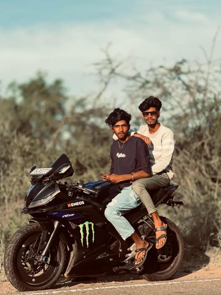 @Ri&oslash; kutty👀