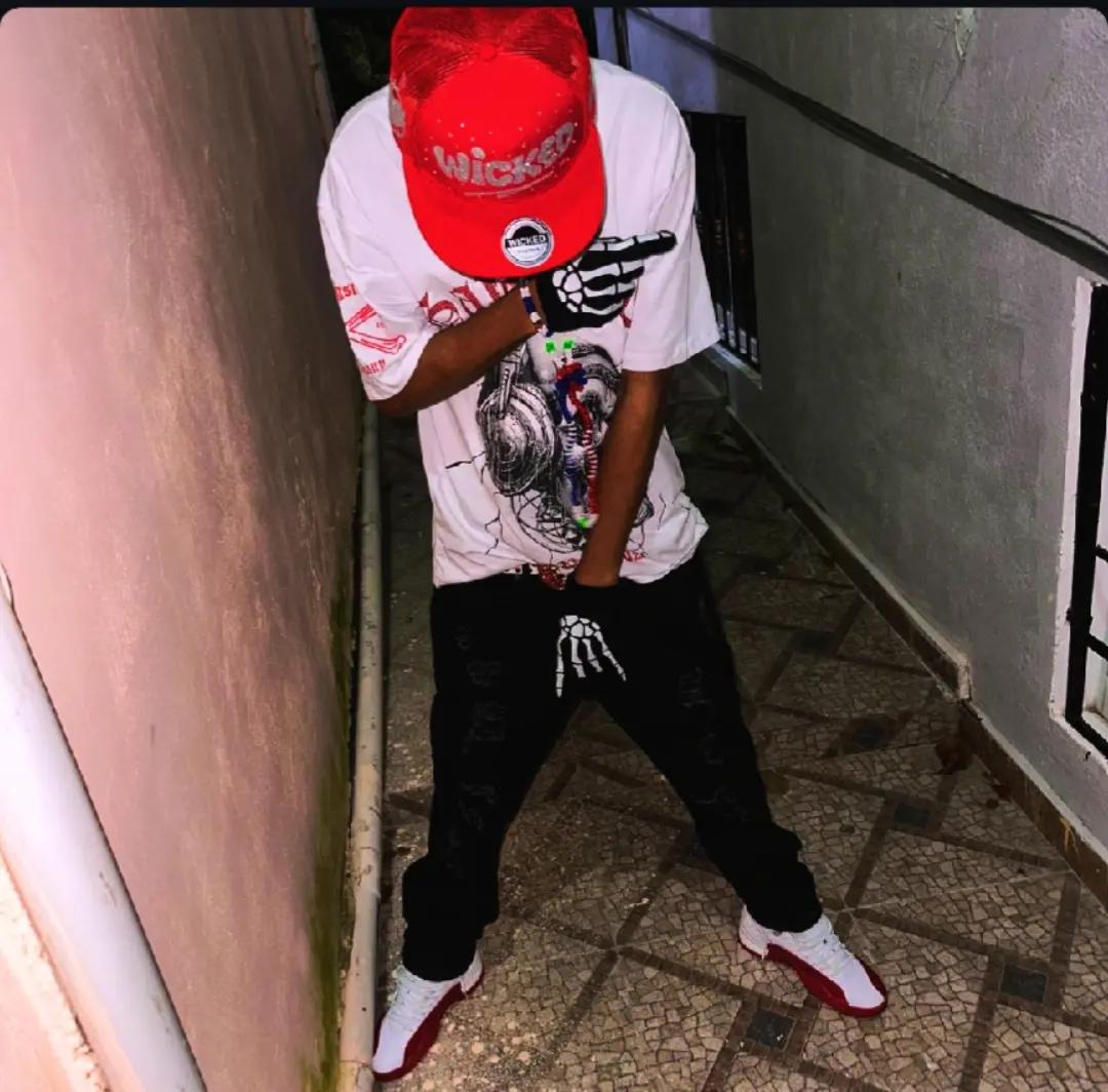 @𝐋𝐚 𝐑 👻😈👹🧸⭕⭐