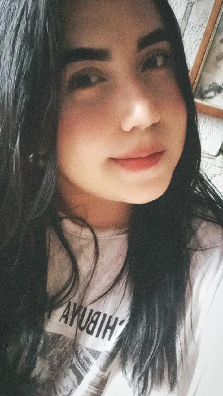 @😇🧑&zwj;🎤Andreita L.B👮&zwj;♂️