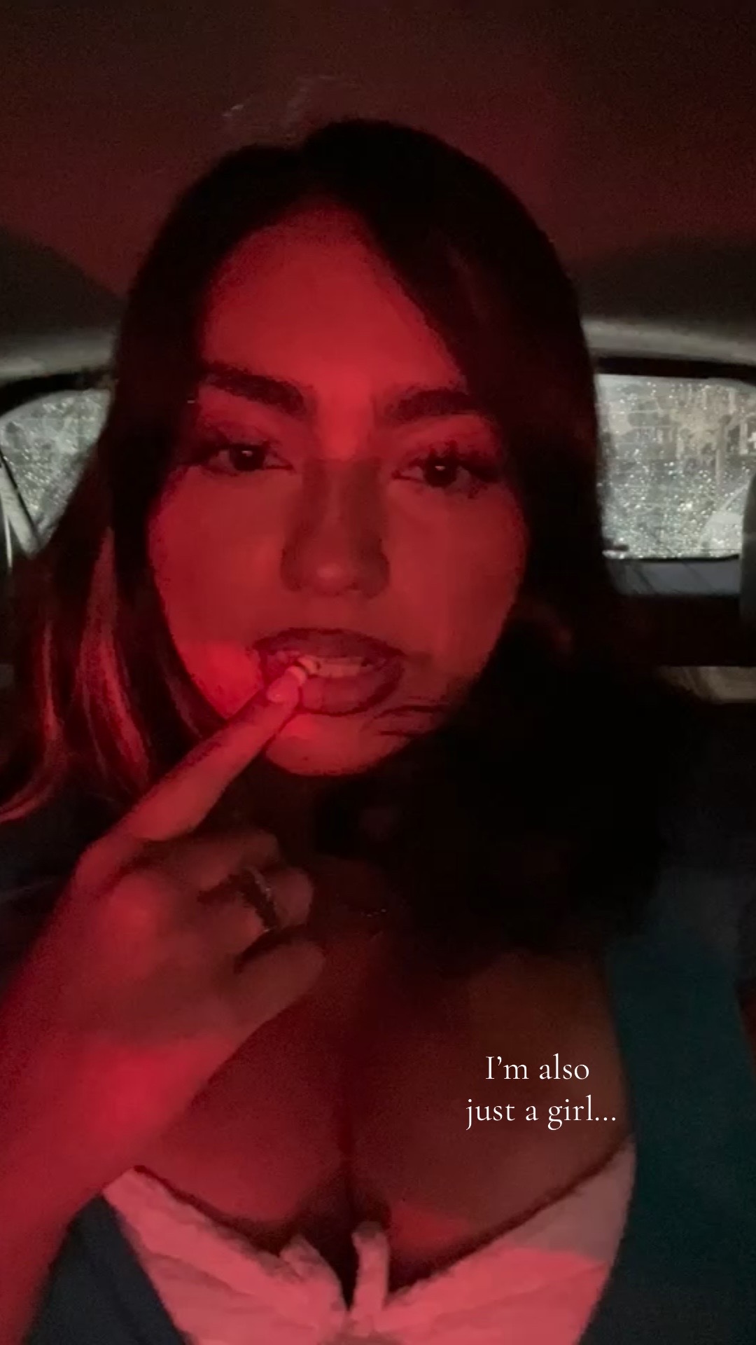 @️