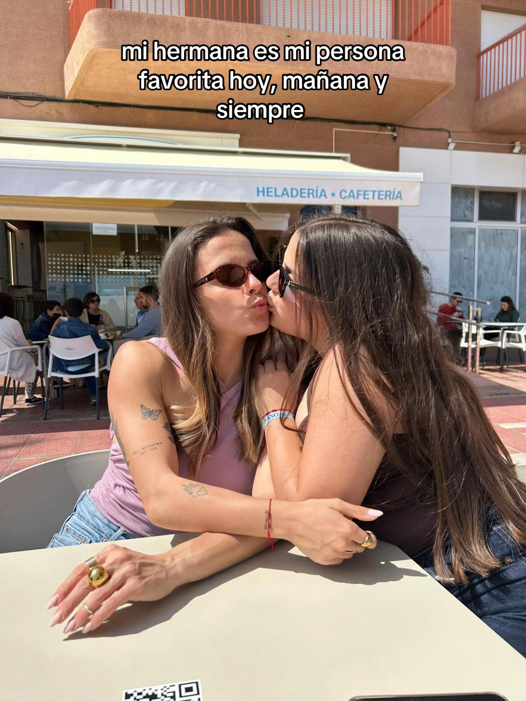 @lauritaa