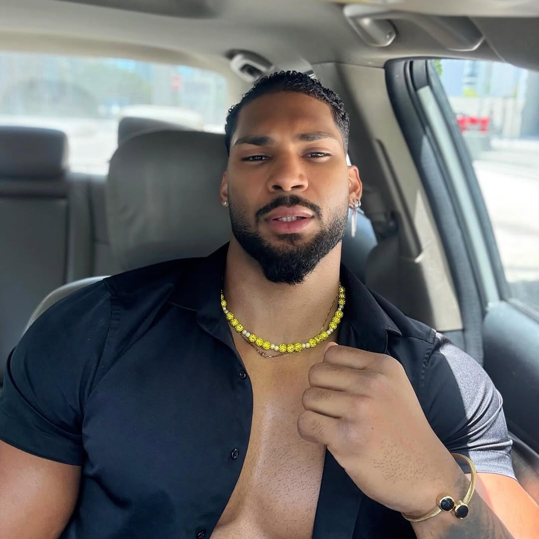 @ManuelLionFit