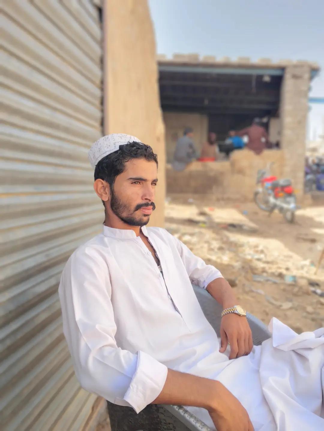 @YaSeeN_BuGTi