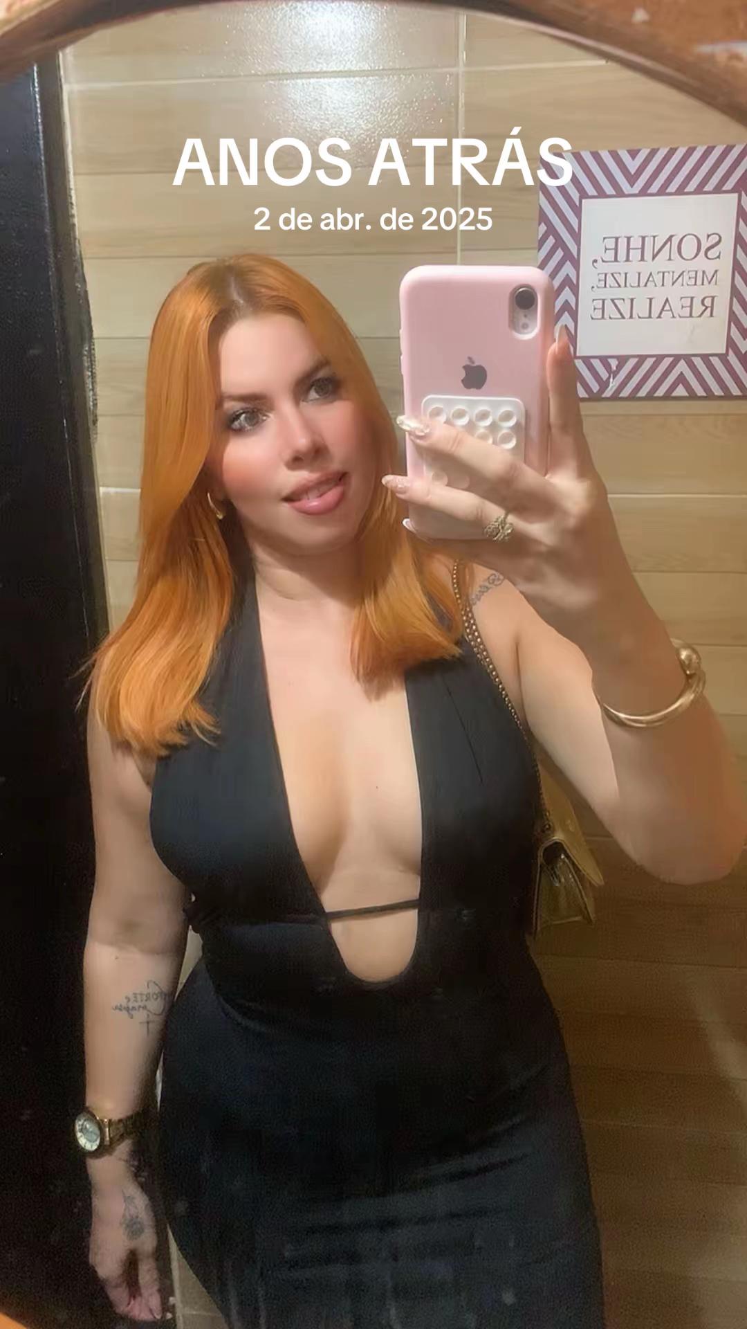 @D&eacute;bora Farias