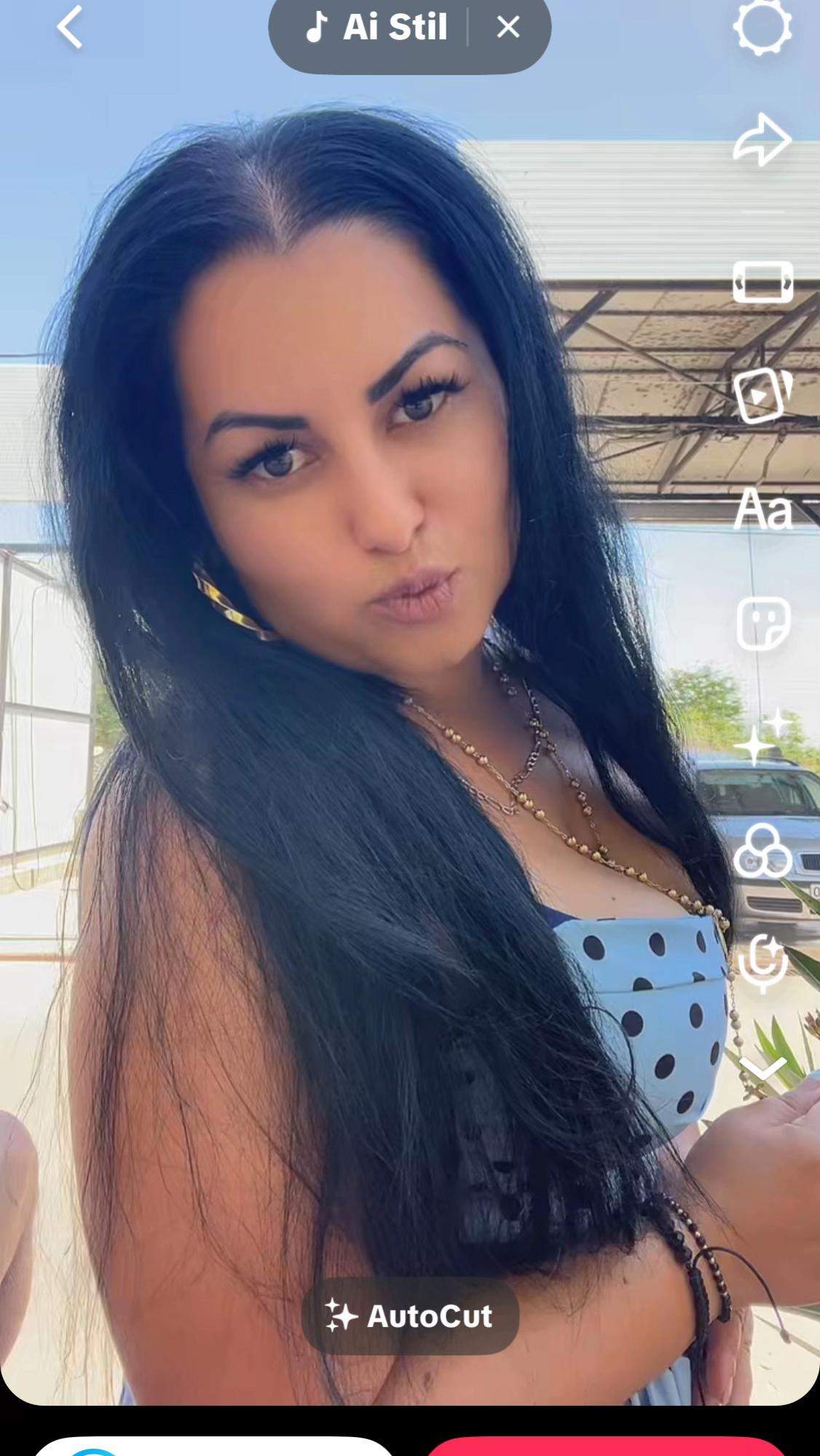@Bruny Brunetica