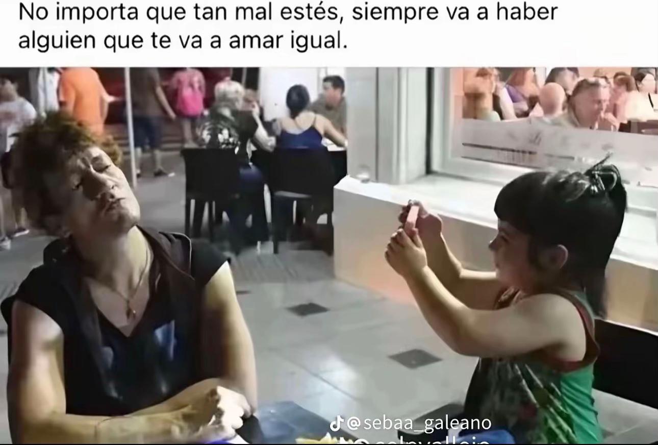 @Lara abril 🐈⬛