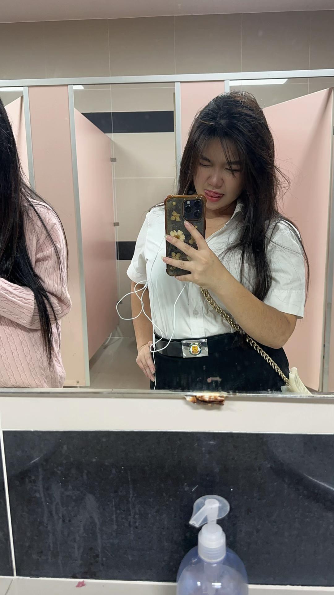@Jirapron