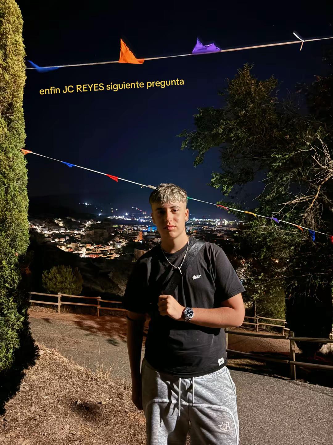 @𝔞𝔩𝔢𝔧𝔞𝔫𝔡𝔯𝔬