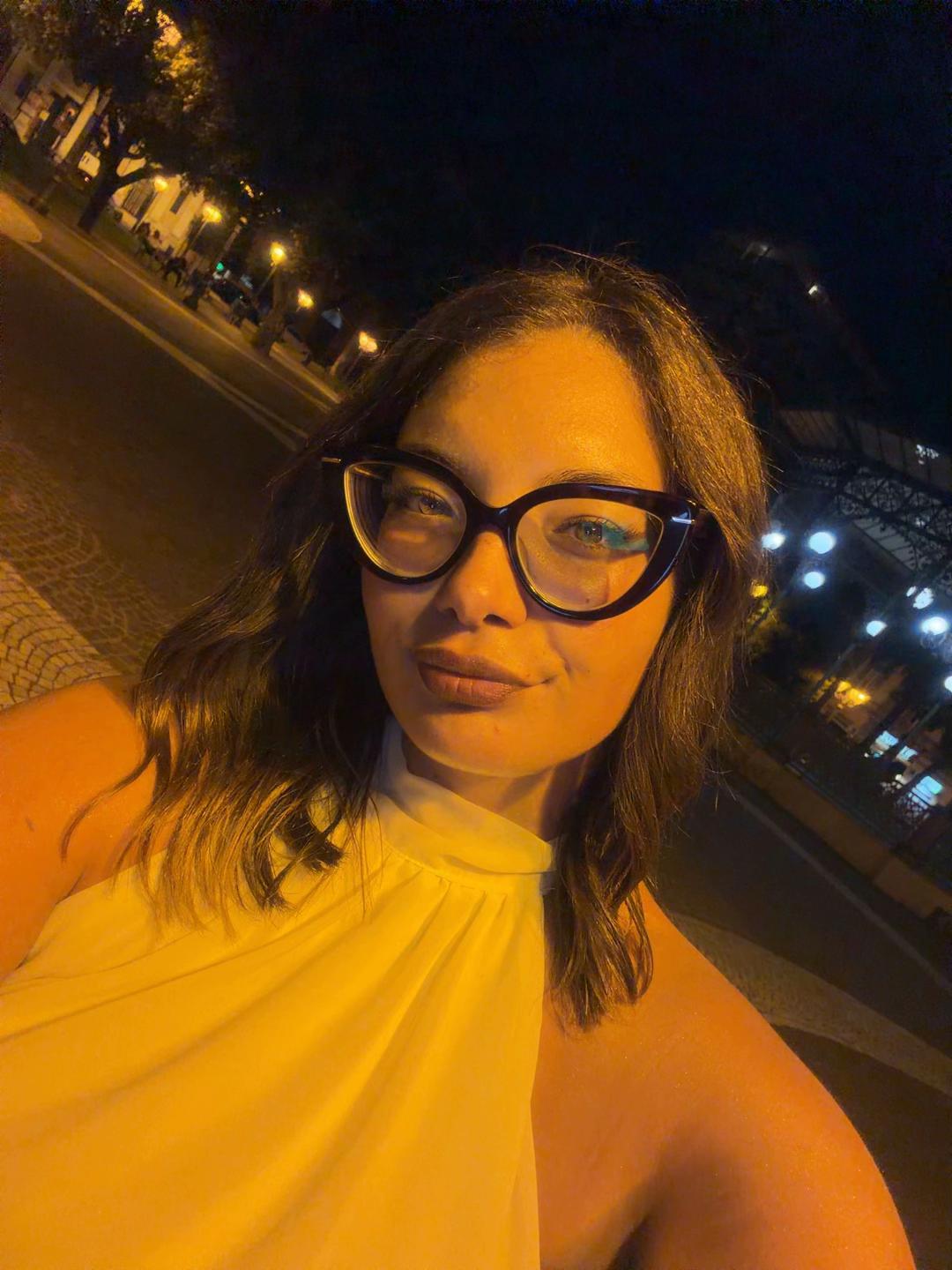 @😇