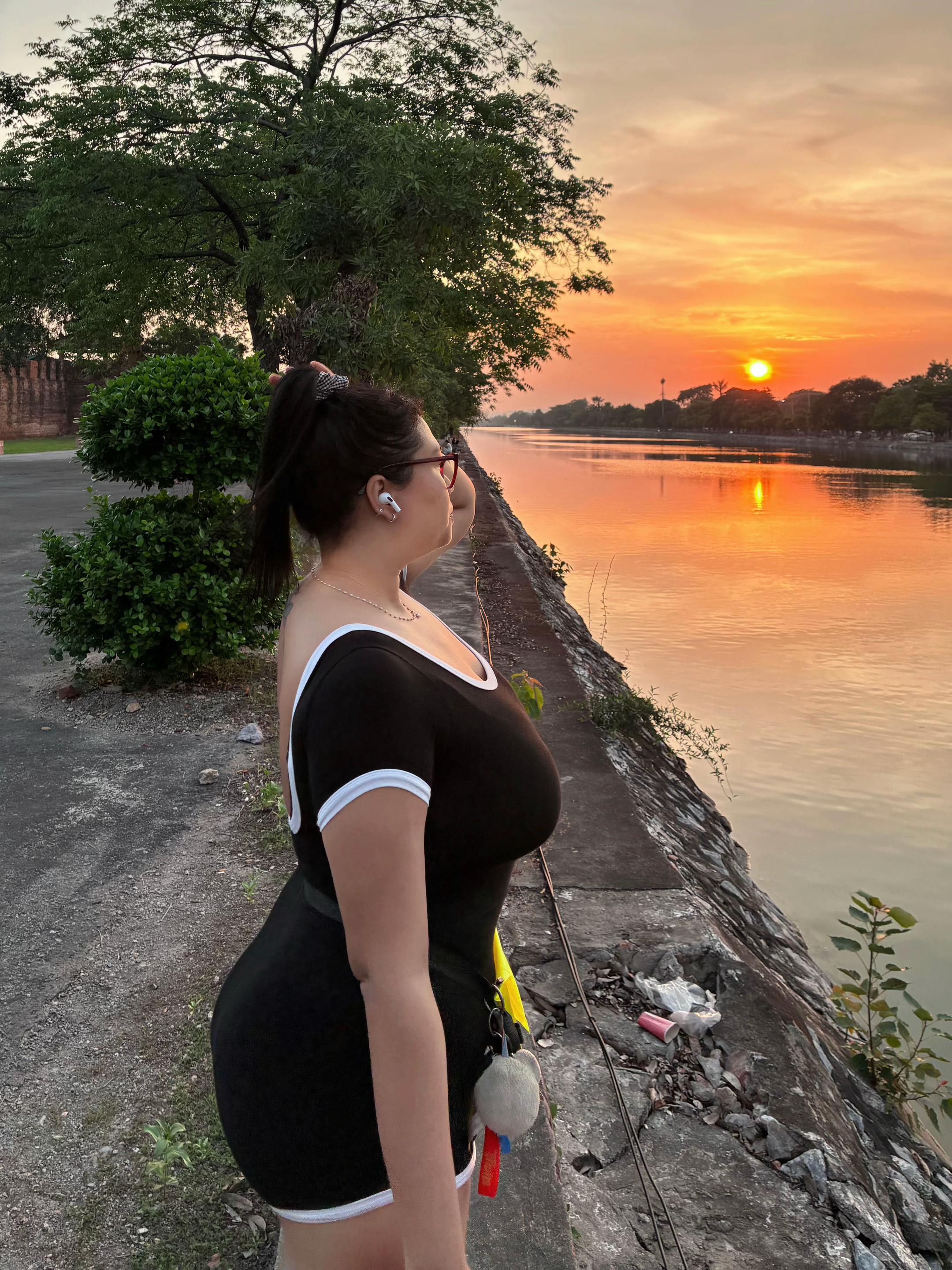 @n_