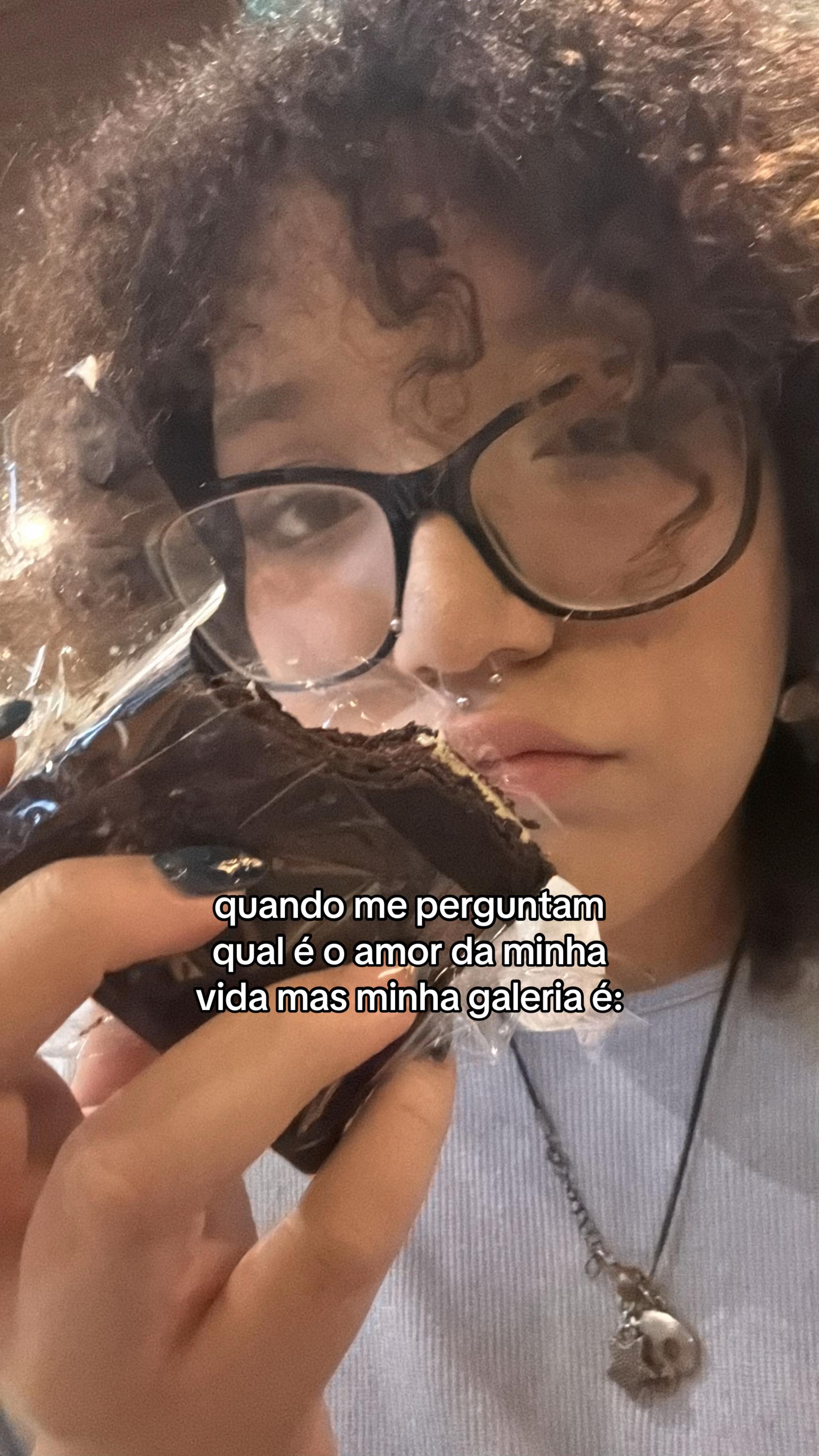 @𑣲 lala is away .✦ ݁˖