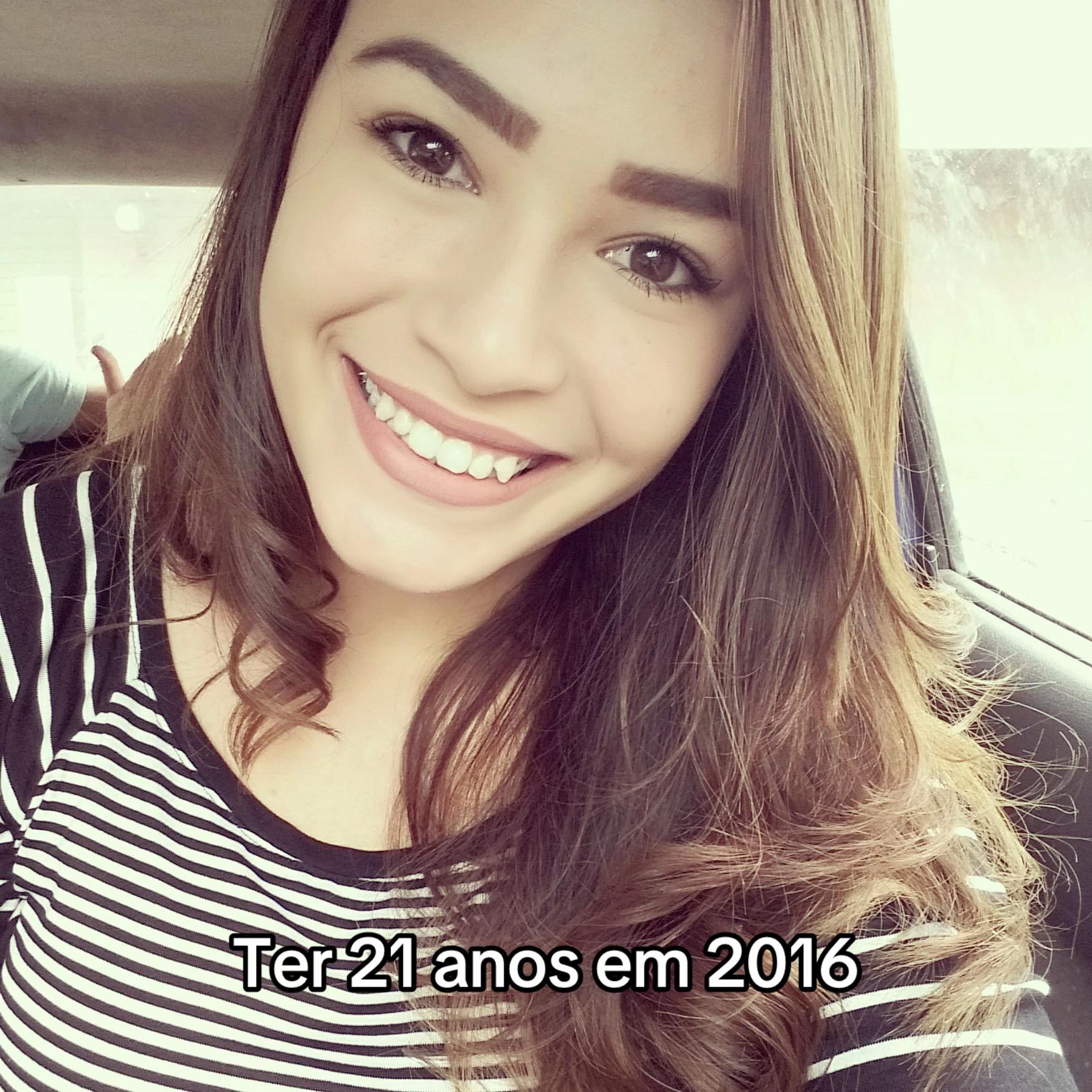 @Ju Oliveira