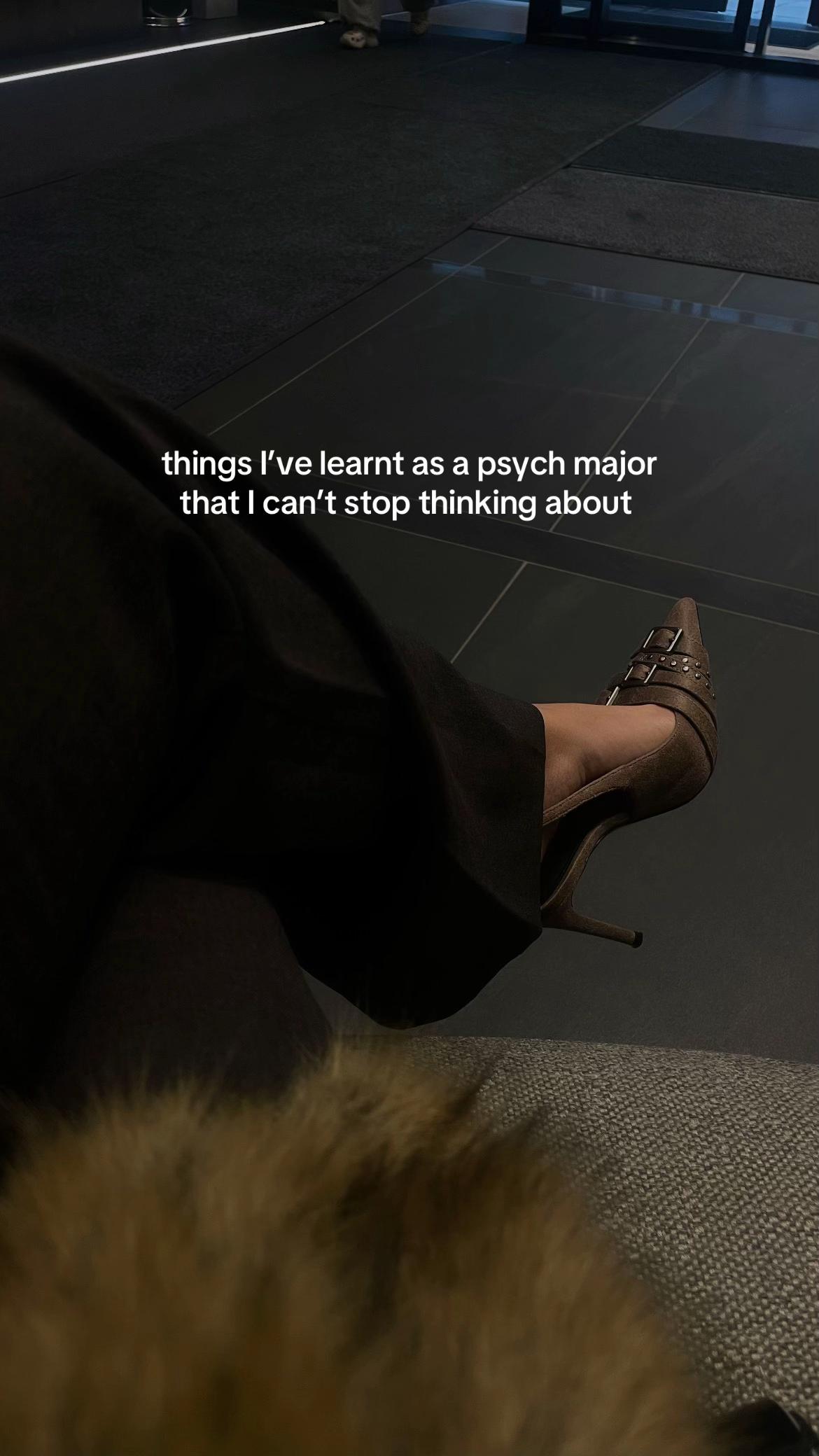 @𝒵