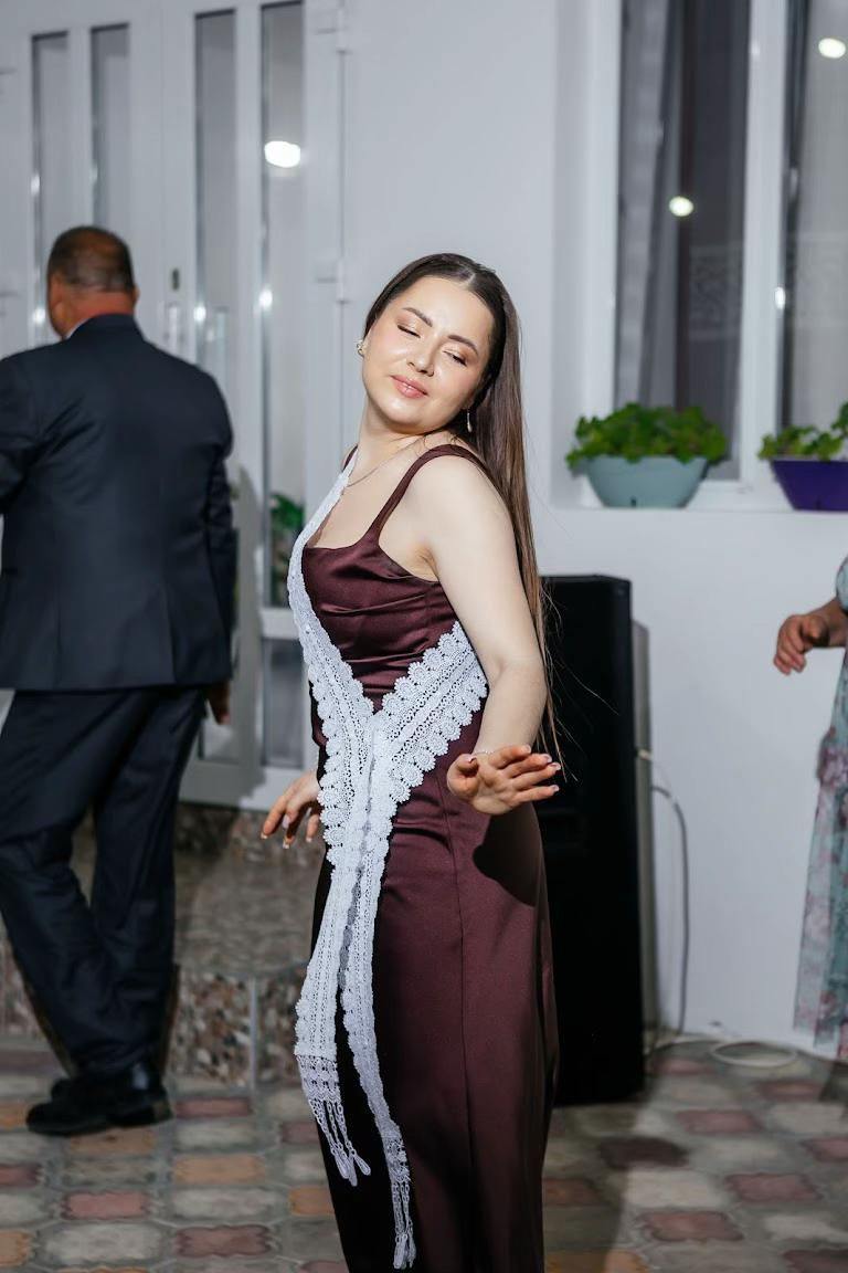@Marcela 👑