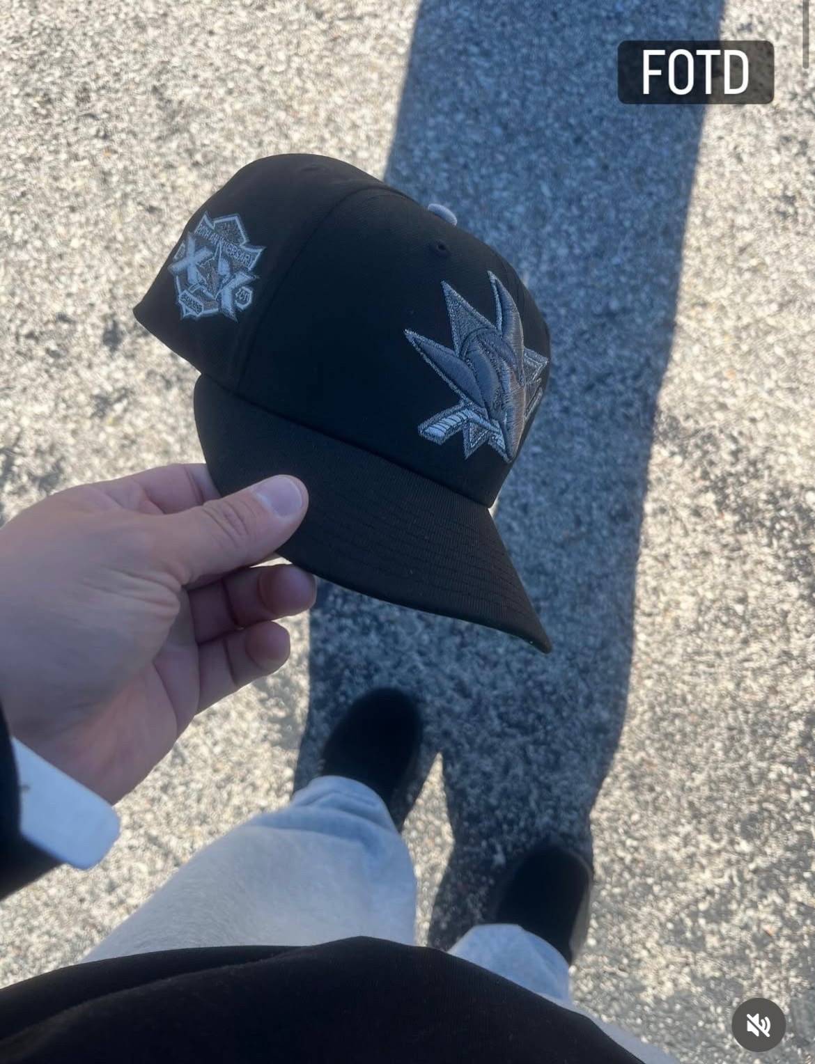 @LV