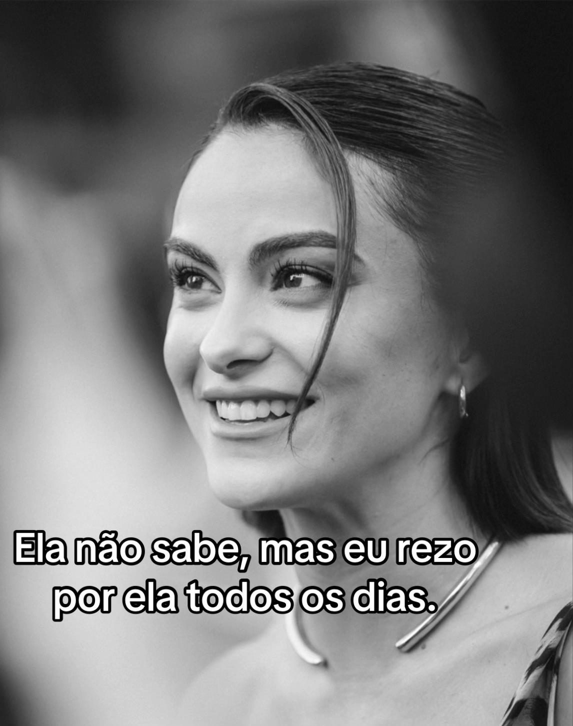 @&ldquo;Laurinha✨&rdquo;