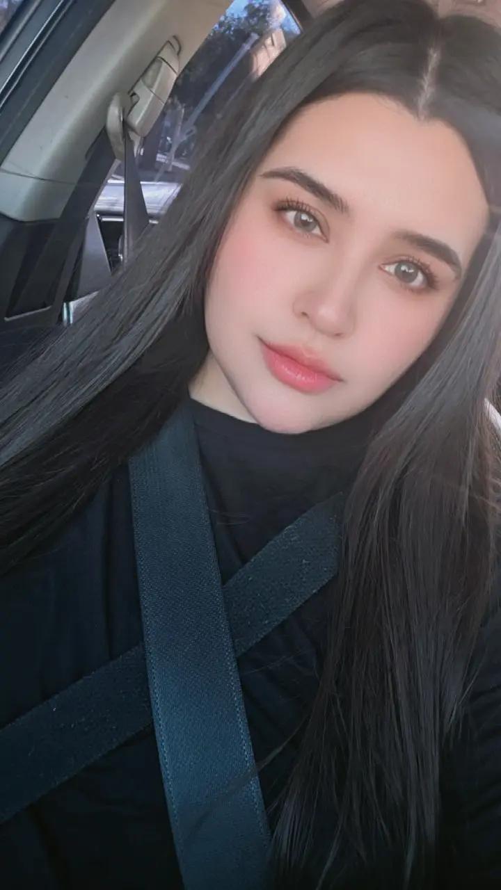@𝐂𝐫𝐢𝐬𝐭𝐚𝐥 𝐕𝐚𝐧𝐞𝐬𝐬𝐚