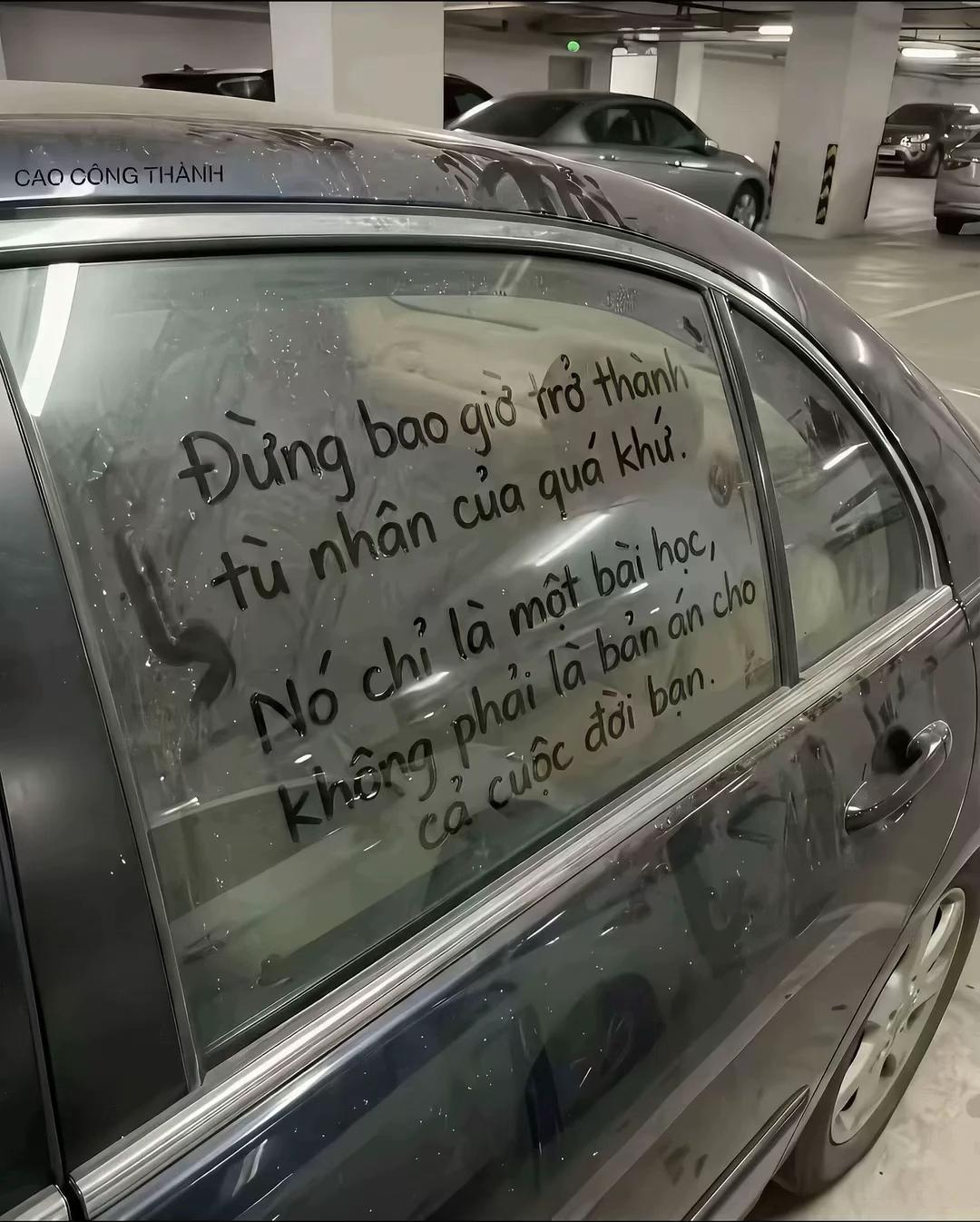 @B&aacute;ch Thảoo