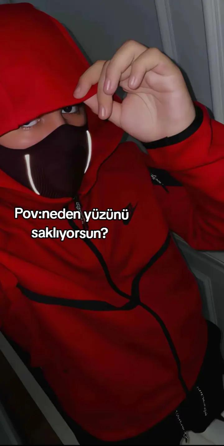 @Hawking🧟♂️