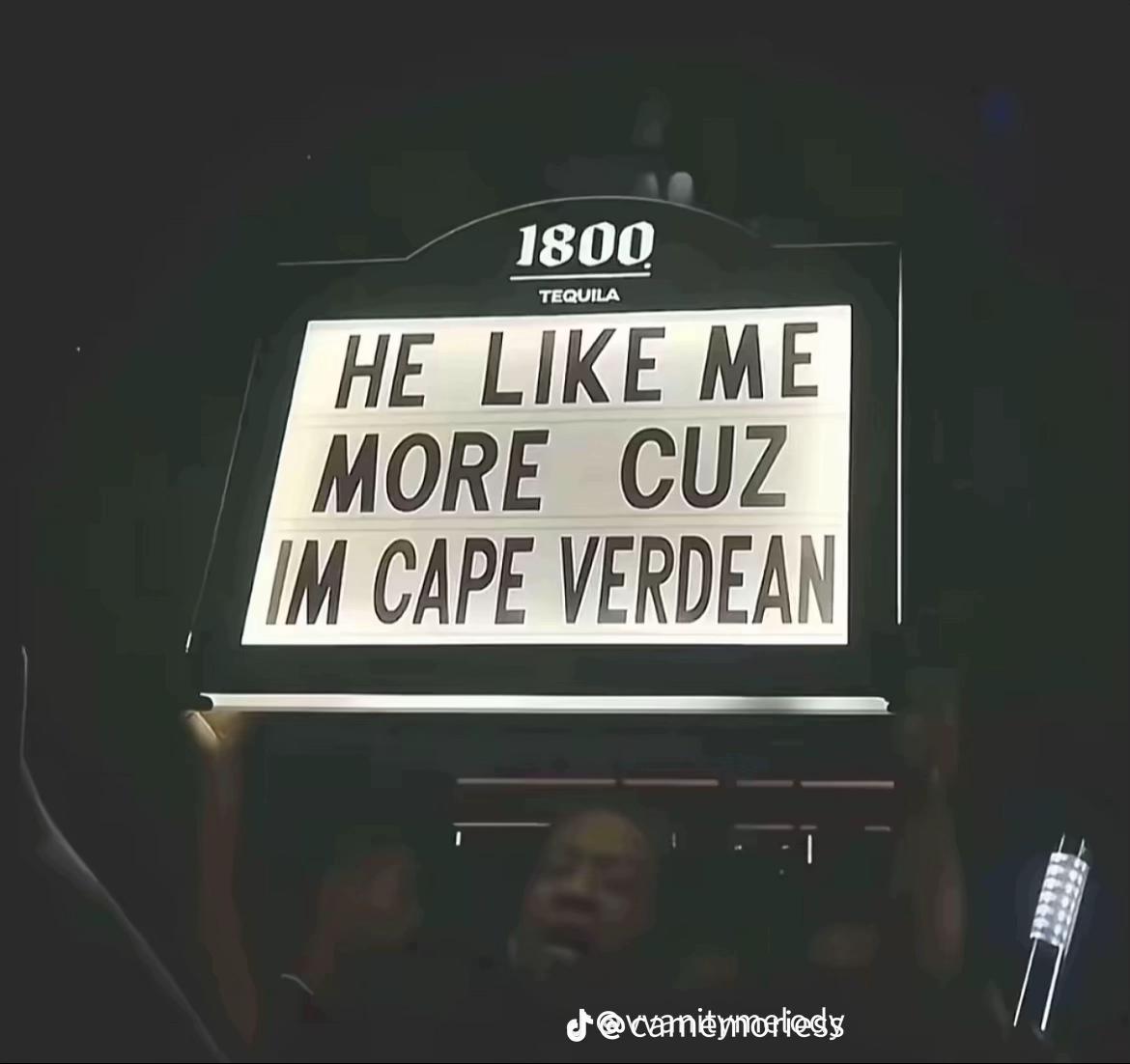 @Vi 🇨🇻