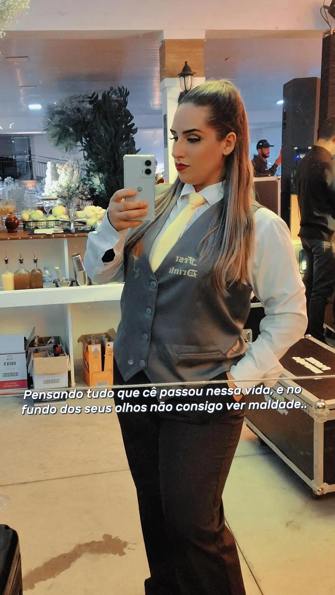 @Vitória Silveira