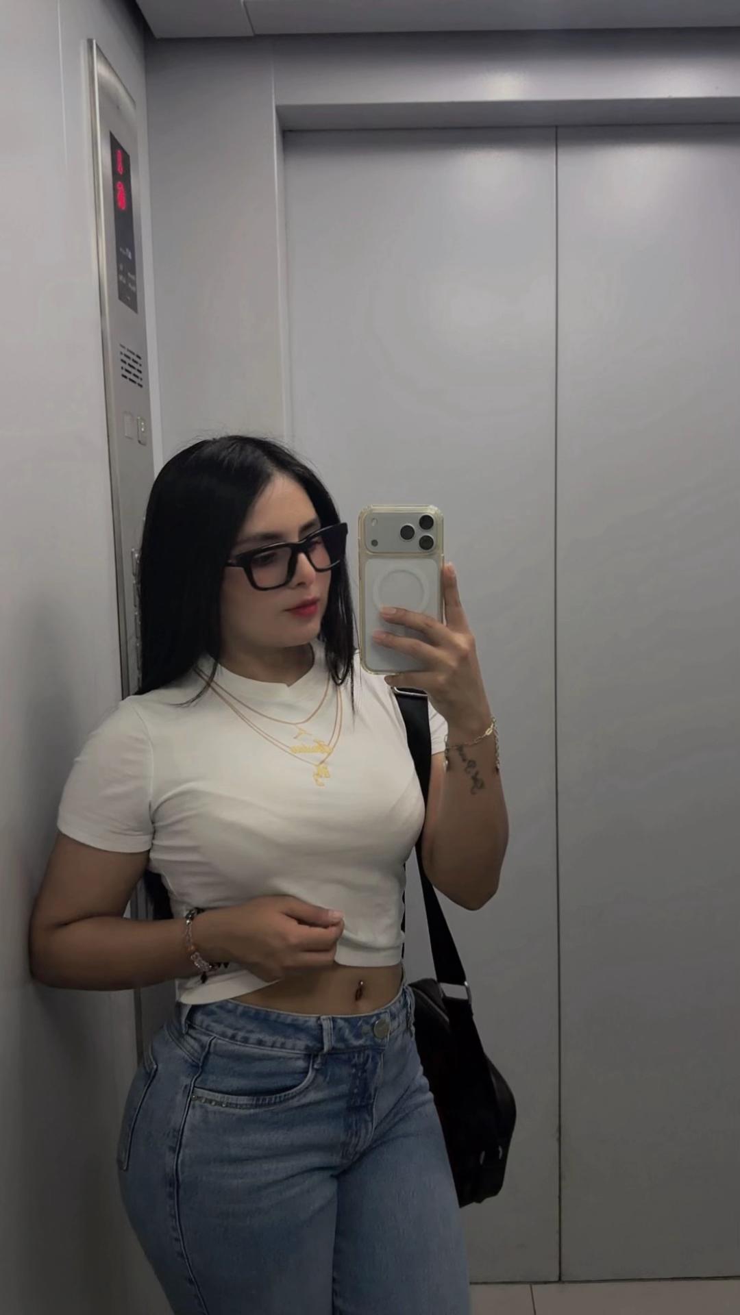 @𝑬𝒎𝒆𝒍𝒊𝒛 𝑹𝒂𝒎𝒐𝒔