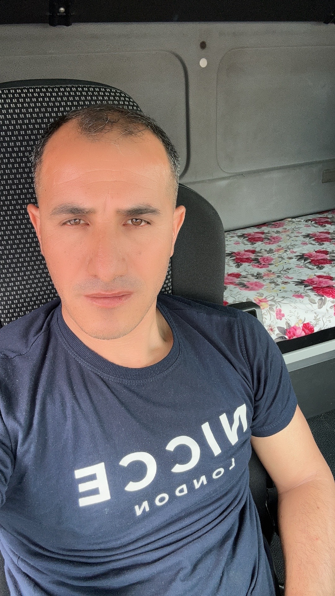 @&Ouml;kkeş &Ouml;zdemir