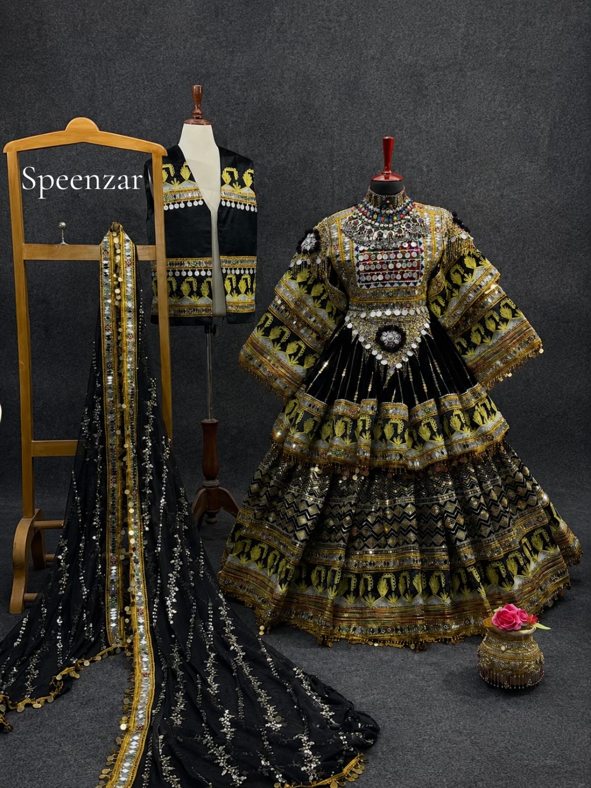 @Afghan Speenzar | Kochi dress