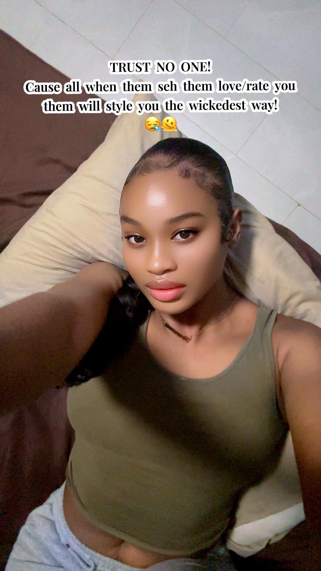 @ven_nessa_